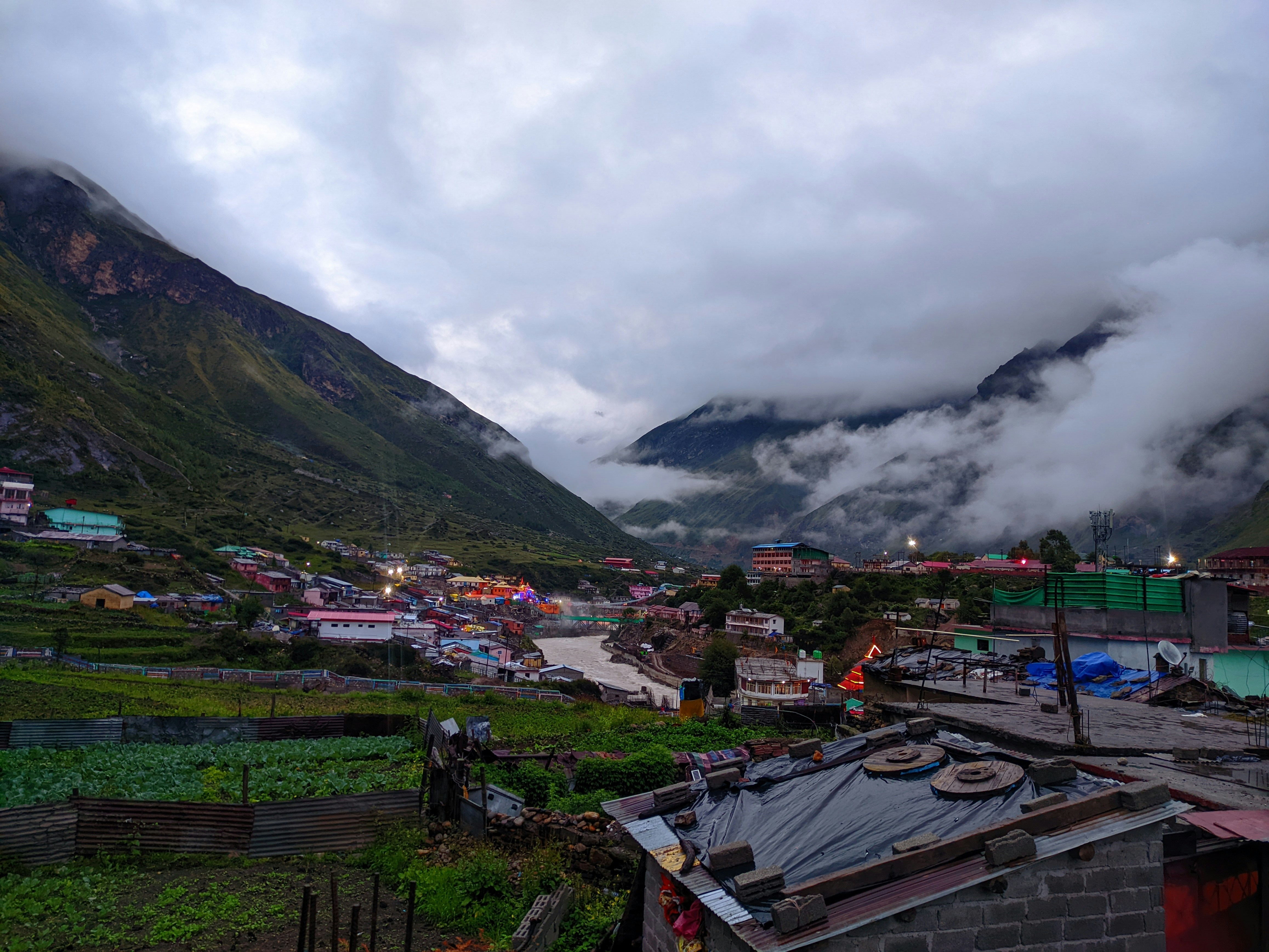 rohan shah j6mqtvwcvx8 unsplash